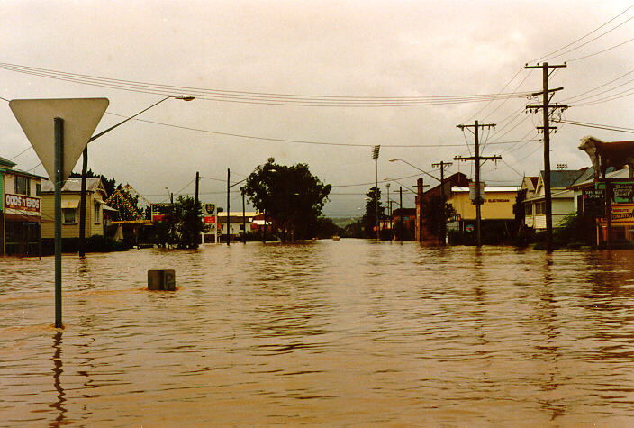 flashflooding flood_pictures : Lismore, NSW   11 May 1987