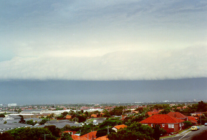 shelfcloud shelf_cloud : Coogee, NSW   11 December 1989