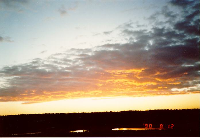 altocumulus altocumulus_cloud : Schofields, NSW   12 August 1990