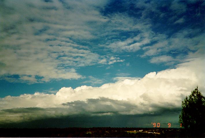 cumulus congestus : Schofields, NSW   1 September 1990