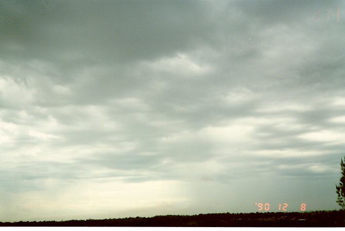 altocumulus altocumulus_cloud : Schofields, NSW   8 December 1990
