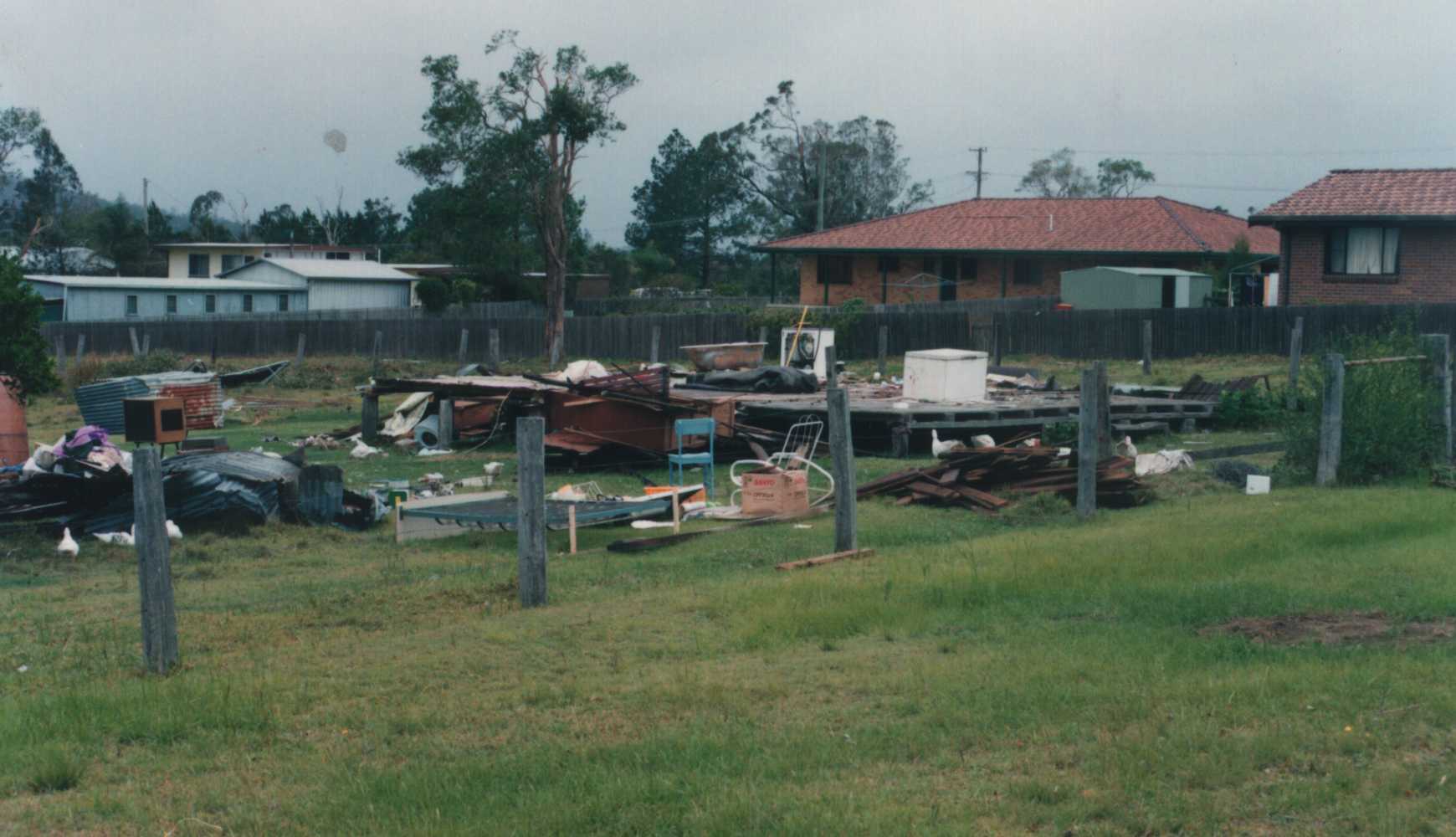 disasters storm_damage : Tucabia, NSW   20 November 1993