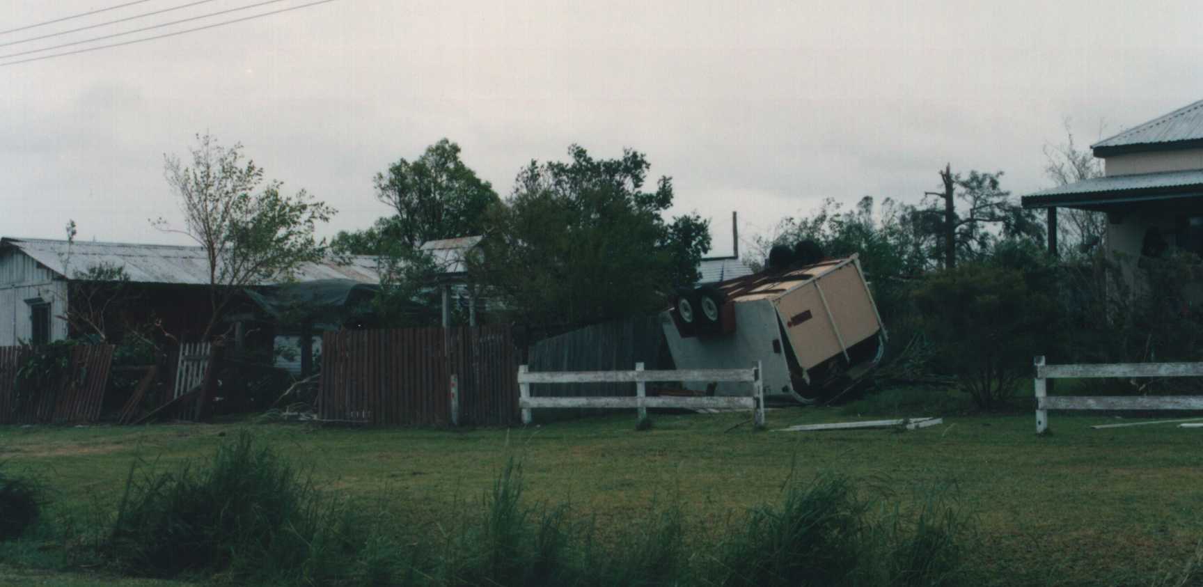 disasters storm_damage : Tucabia, NSW   20 November 1993