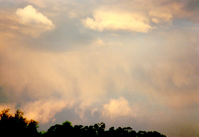 virga virga_pictures : Oakhurst, NSW   8 October 1994