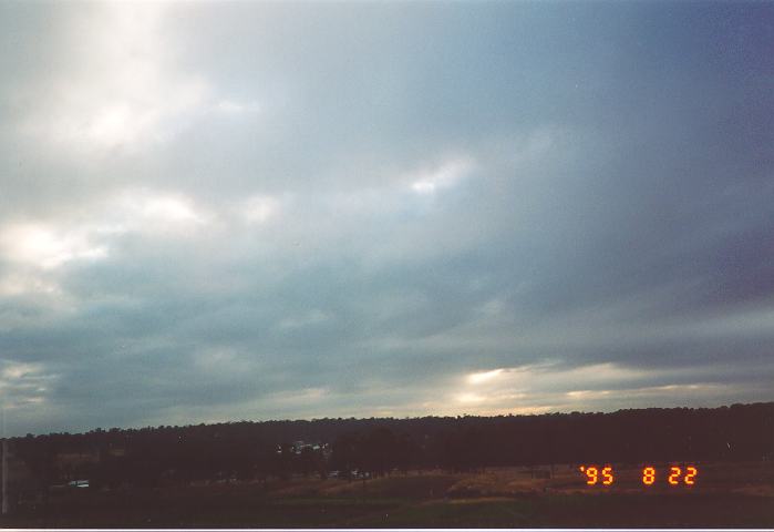 stratocumulus stratocumulus_cloud : Schofields, NSW   22 August 1995