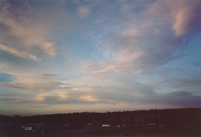 altocumulus lenticularis : Schofields, NSW   8 September 1995