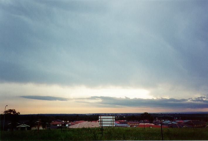 anvil thunderstorm_anvils : Quakers Hill, NSW   27 October 1995