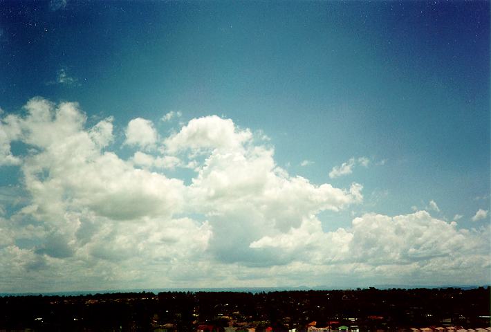 cumulus congestus : Rooty Hill, NSW   18 November 1995