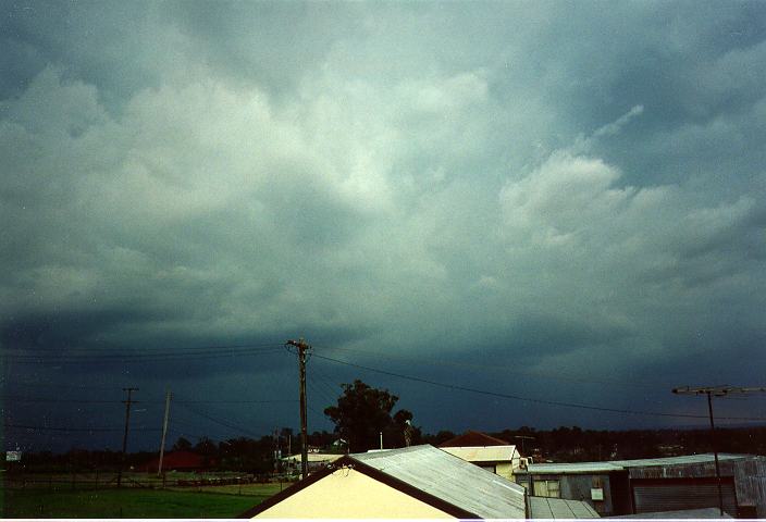 cumulonimbus thunderstorm_base : Schofields, NSW   19 January 1996