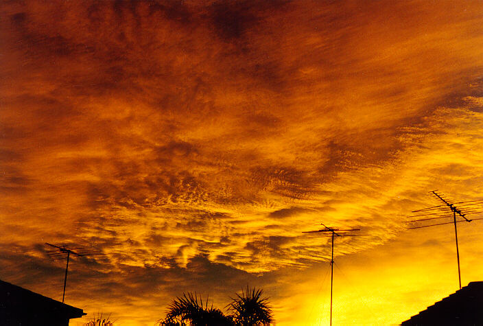 altocumulus altocumulus_cloud : Oakhurst, NSW   10 October 1996