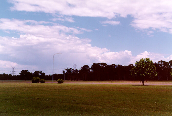 thunderstorm cumulonimbus_calvus : Whalan, NSW   7 November 1997