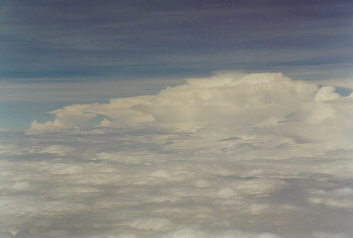 thunderstorm cumulonimbus_incus :    7 December 1997