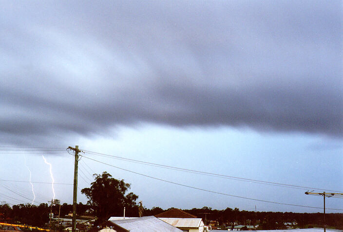 shelfcloud shelf_cloud : Schofields, NSW   4 February 1998