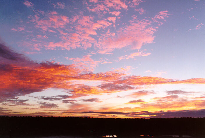 sunrise sunrise_pictures : Schofields, NSW   25 April 1998