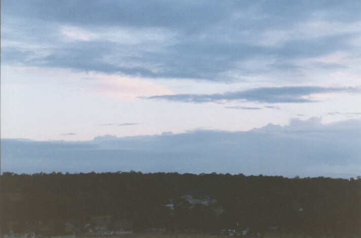 stratocumulus lenticularis : Schofields, NSW   1 December 1998