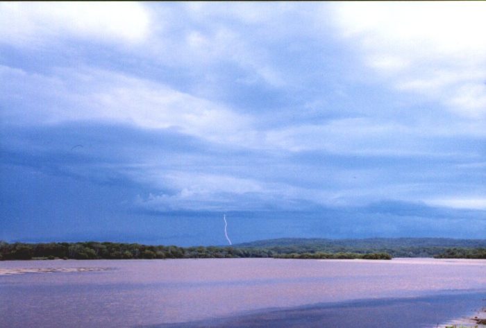 contributions received : Evans Head, NSW<BR>Photo by Halden Boyd   5 March 1999