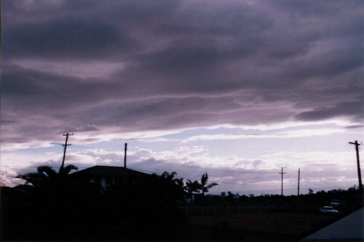 altocumulus altocumulus_cloud : Schofields, NSW   18 July 1999