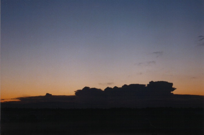 thunderstorm cumulonimbus_incus : Schofields, NSW   4 August 1999