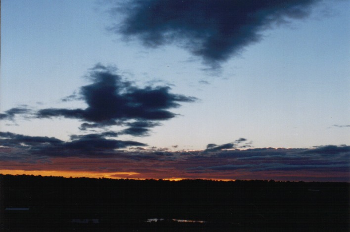 altocumulus altocumulus_cloud : Schofields, NSW   14 August 1999