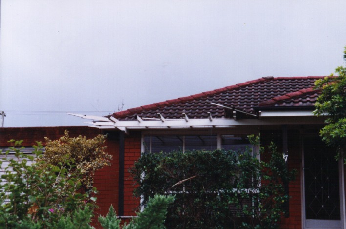 disasters storm_damage : Fairfield West, NSW   29 August 1999