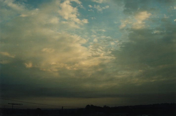 stratocumulus stratocumulus_cloud : Schofields, NSW   25 September 1999