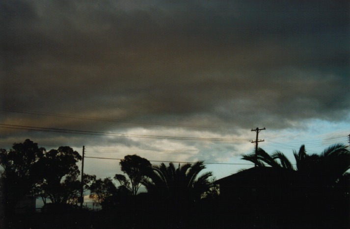 stratocumulus stratocumulus_cloud : Schofields, NSW   9 March 2000