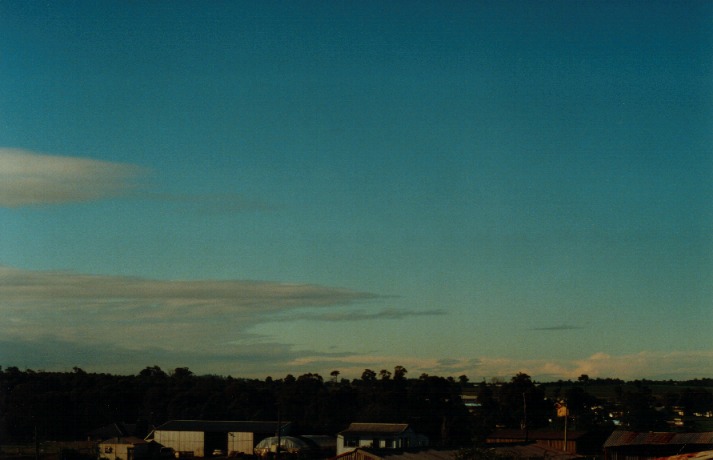 stratocumulus lenticularis : Schofields, NSW   6 May 2000