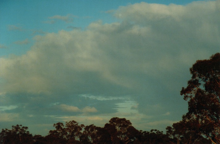 virga virga_pictures : Schofields, NSW   23 June 2000