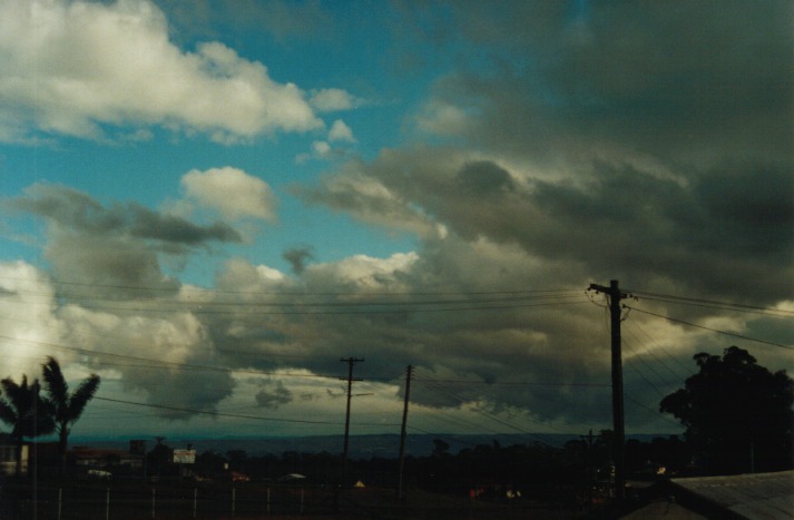 stratocumulus stratocumulus_cloud : Schofields, NSW   29 June 2000