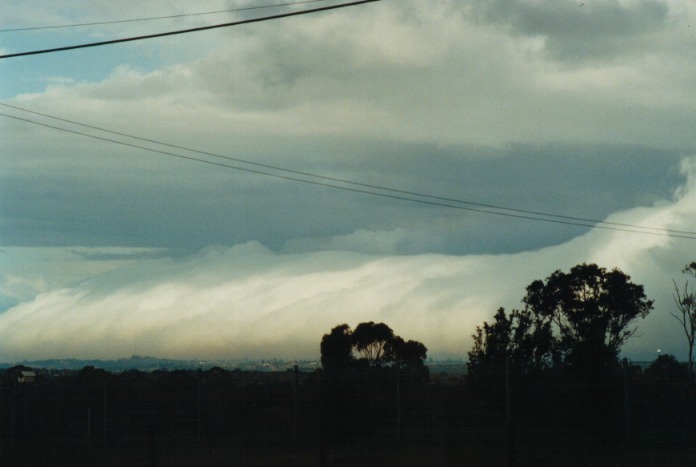 shelfcloud shelf_cloud : Schofields, NSW   29 June 2000