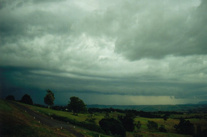 shelfcloud shelf_cloud : McLeans Ridges, NSW   10 July 2000