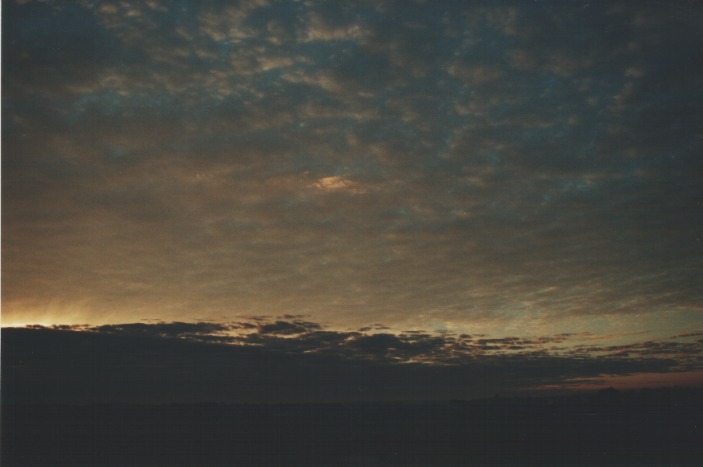 altocumulus altocumulus_cloud : Schofields, NSW   31 July 2000