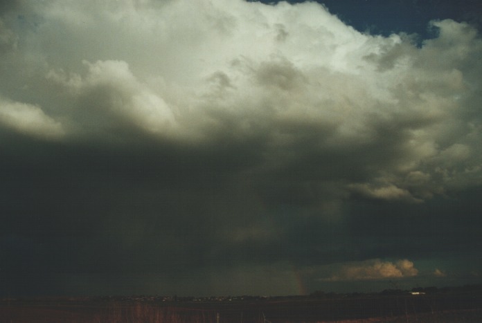 rainbow rainbow_pictures : N of Maitland, NSW   20 August 2000