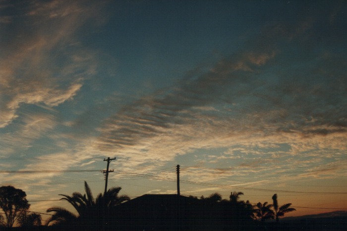 altocumulus undulatus : Schofields, NSW   6 September 2000