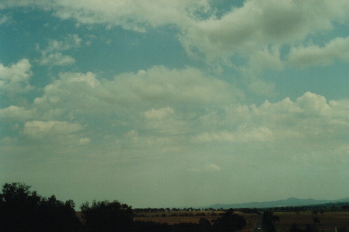 stratocumulus stratocumulus_cloud : Muswellbrook, NSW   26 September 2000