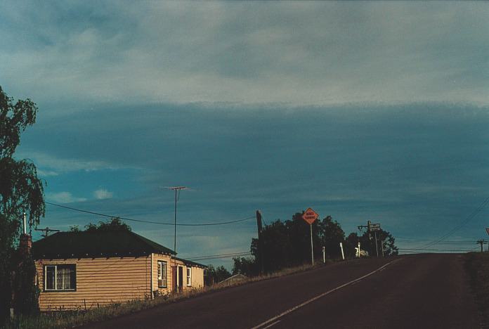 altocumulus lenticularis : Schofields, NSW   26 October 2000