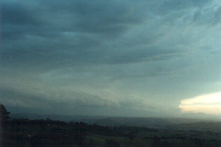 shelfcloud shelf_cloud : McLeans Ridges, NSW   26 October 2000