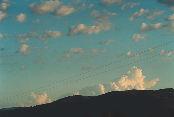 thunderstorm cumulonimbus_calvus : Tamworth, NSW   4 November 2000