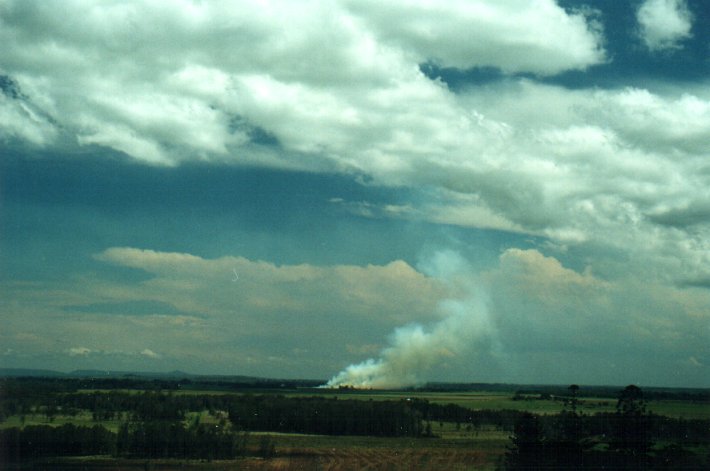 thunderstorm cumulonimbus_incus : Parrots Nest, NSW   6 November 2000