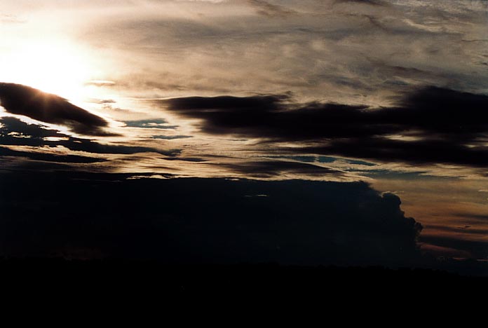 altostratus altostratus_cloud : 30km S of Cunumulla, Qld   19 November 2000