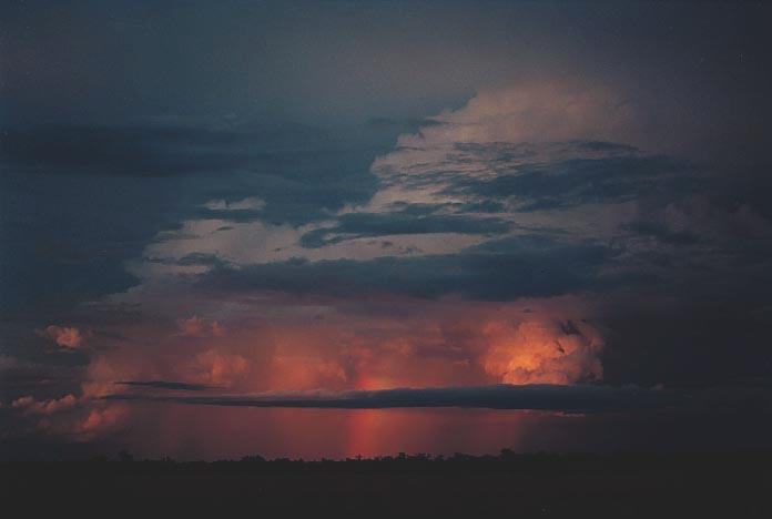 cumulonimbus supercell_thunderstorm : 10km S of Cunumulla, Qld   19 November 2000