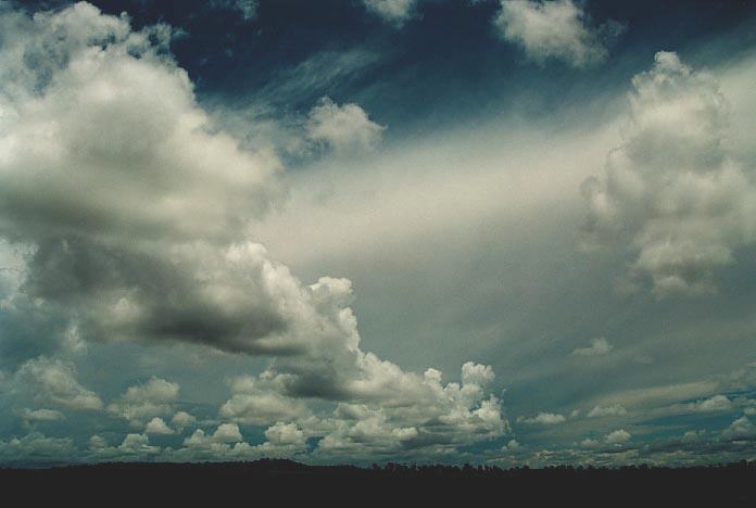 anvil thunderstorm_anvils : N of Miles, Qld   21 November 2000