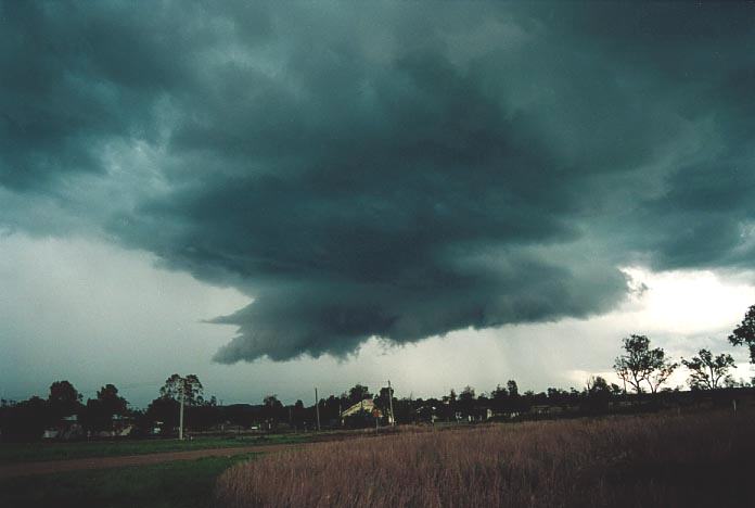 cumulonimbus thunderstorm_base : Banana, Qld   21 November 2000