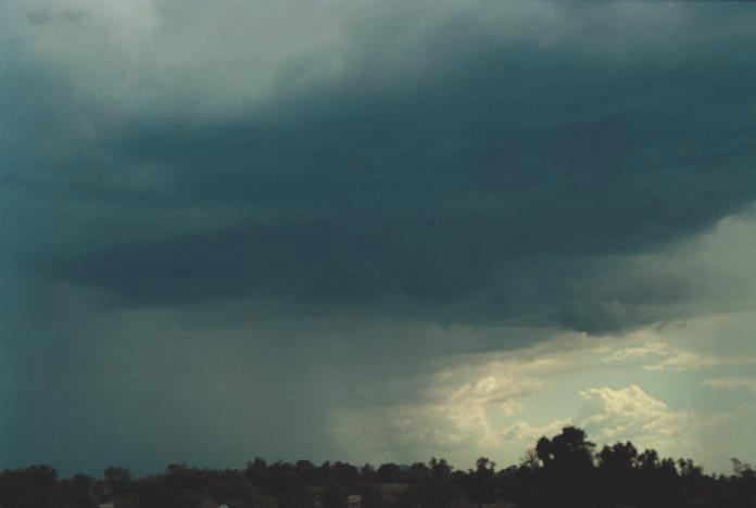 cumulonimbus thunderstorm_base : Mullaley, NSW   28 November 2000