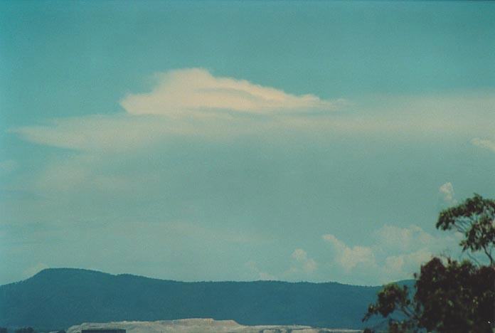 overshoot overshooting_top : Singleton Heights, NSW   30 November 2000