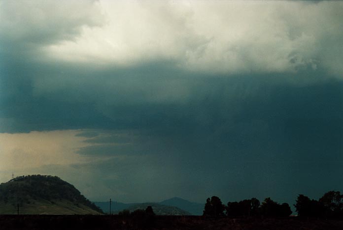 cumulonimbus thunderstorm_base : N of Muswellbrook, NSW   6 December 2000