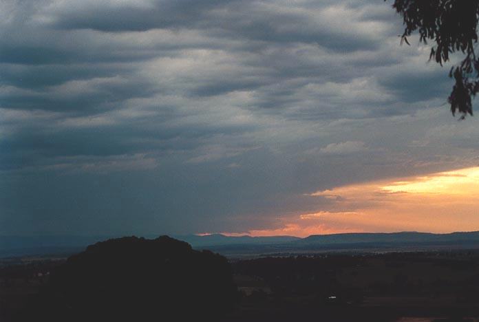 sunset sunset_pictures : Quirindi, NSW   6 December 2000