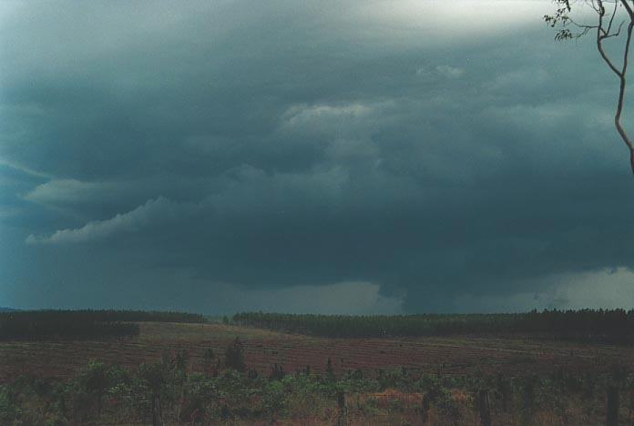 cumulonimbus supercell_thunderstorm : N of Grafton, NSW   8 December 2000