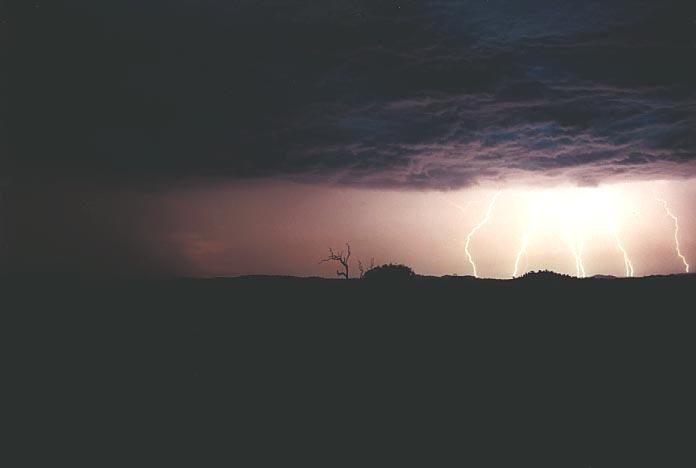 lightning lightning_bolts : Gulgong, NSW   8 January 2001