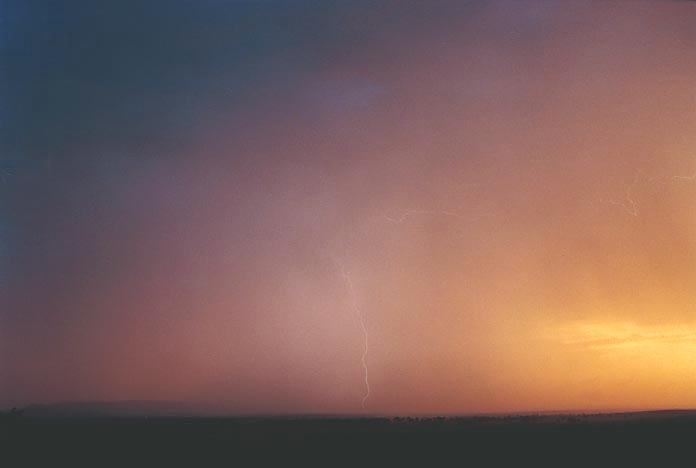 lightning lightning_bolts : Gulgong, NSW   8 January 2001